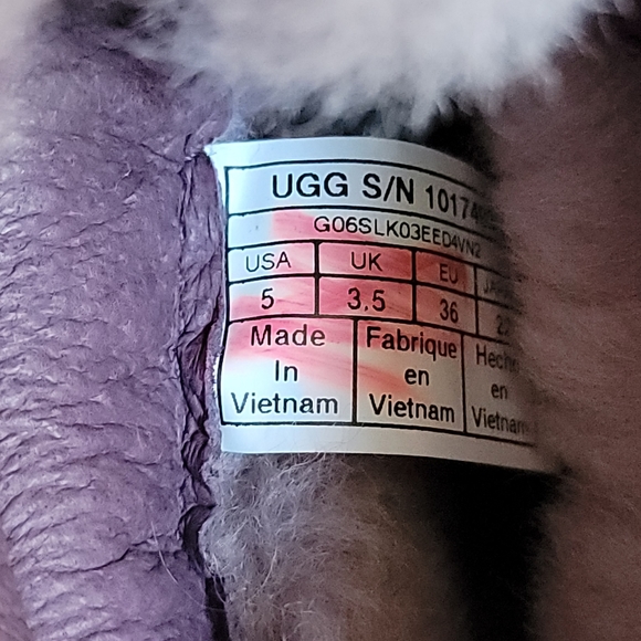 UGG Viki Waterproof Metal Boot - Picture 5 of 7